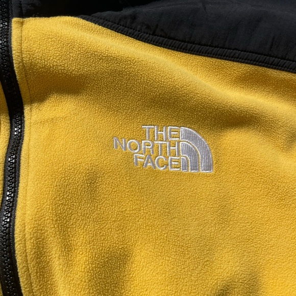 North Face Fleece - Picture 3 of 5